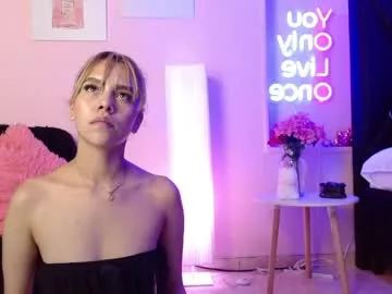 jeni_fire live stage