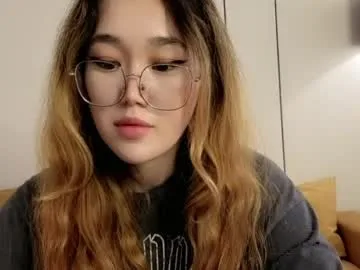 jennatyan live stage