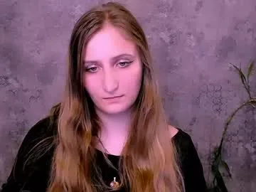 jenny_smille_ live stage