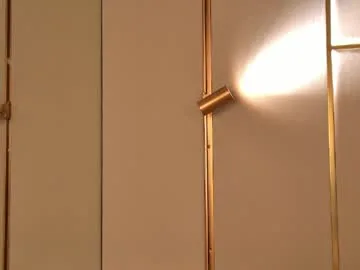 juliahotty_ live stage