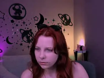 juliet_roseee live stage