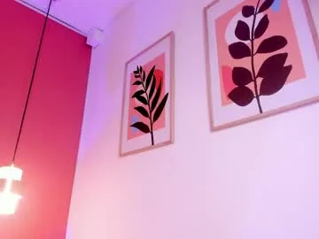 justmia_ live stage