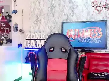 karol_vanessa__ live stage