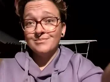 katie_tyler live stage