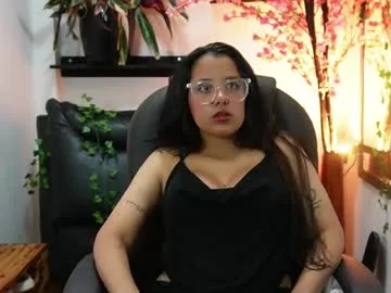 katy_blush live stage