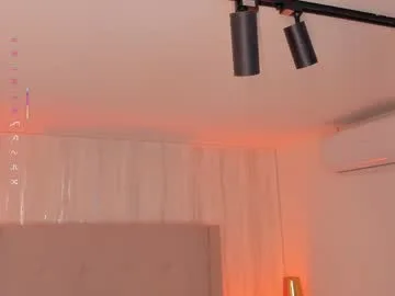 kaylarossi live stage