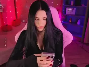 kelly__bunny live stage