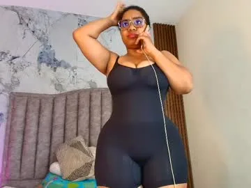 kendrabigass live stage