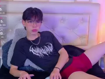 kim_adrien live stage