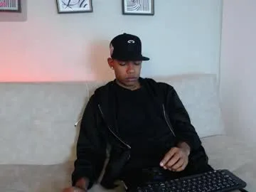 kimmie_bellarie live stage