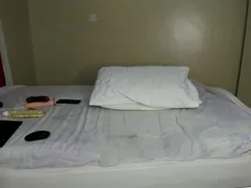 kinkylyla live stage