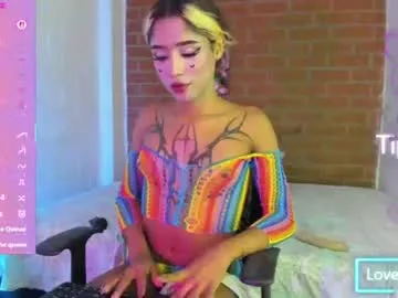 kitty_gina live stage