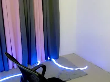 kitty_holly live stage