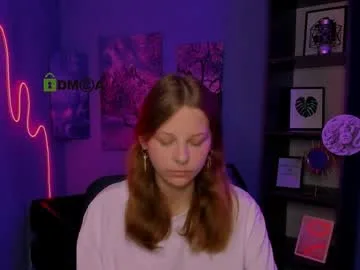 kriss_babyy live stage