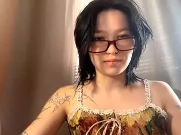 kristinaetoile live stage