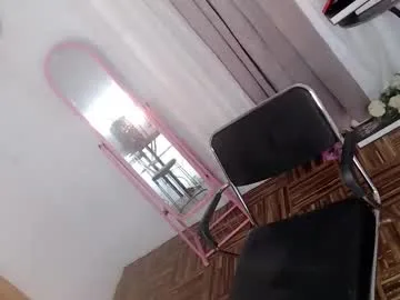 lady_janah live stage