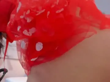 lady_venom_ live stage