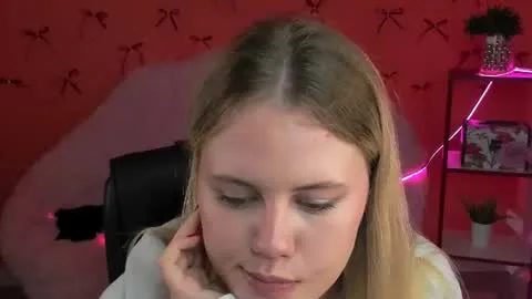 lanawey 的直播缩略图