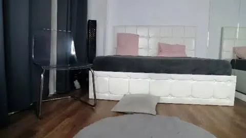 Live miniatuurafbeelding voor laylaabadeerr