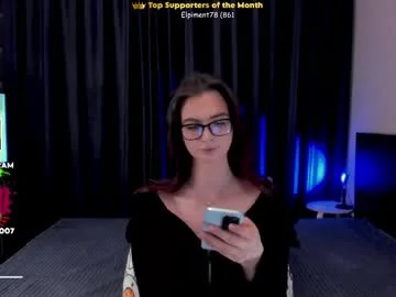 lee_green live stage
