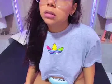 leilasaenz_ live stage