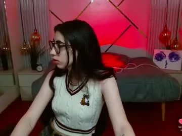lena_roses live stage