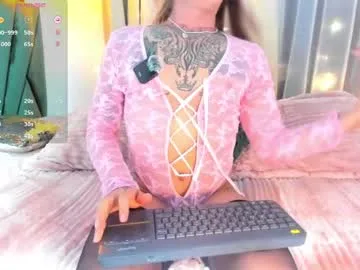lilit_grant live stage