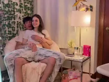 lillys_secret live stage
