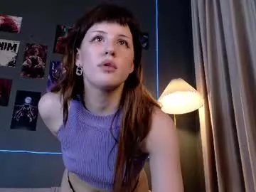 lily__harper live stage