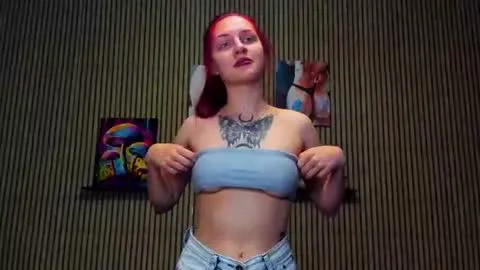 Live thumbnail for lilyharwick