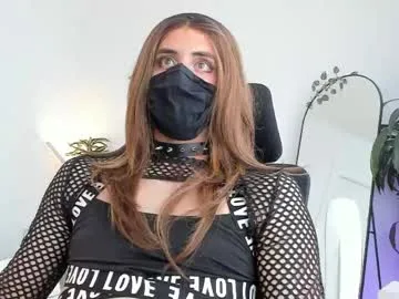 lilyreina live stage