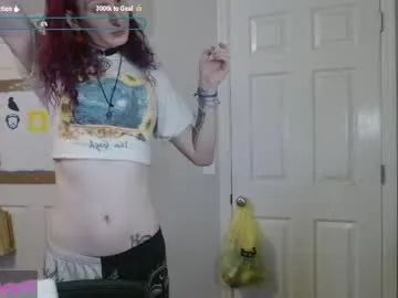 lilythehippie live stage