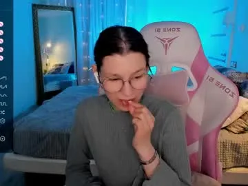 linablossom live stage