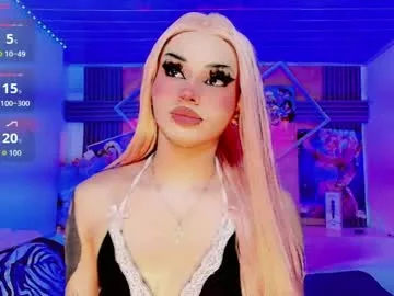 lisa_sparkleee live stage