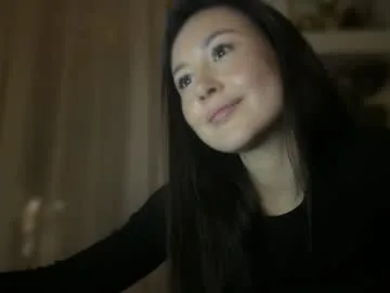 lisandriaaa live stage