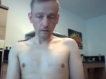 little_willy82 live stage