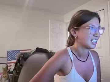 livvyybearxx live stage