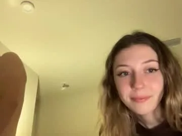 lovelylanaxo live stage