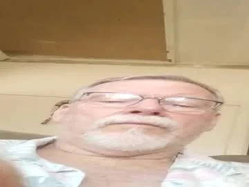Photo of lovemysmallcockbear