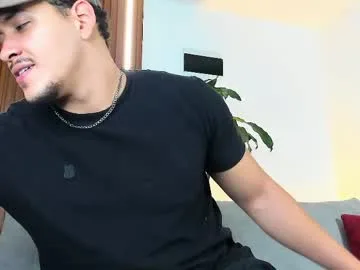 lucasanto_ live stage