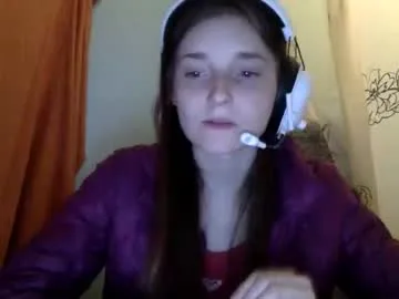 luci_layne live stage
