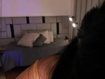 luci_naughty_ live stage