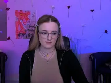 luna_berryy live stage