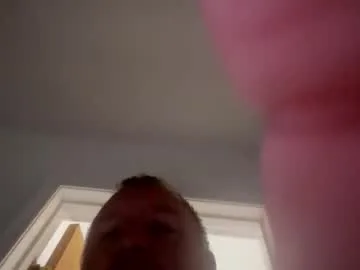 luvtobenude21 live stage