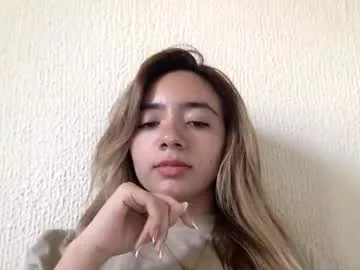majo_gomezz live stage