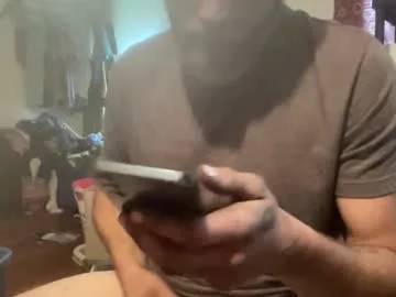 Photo of makesucumhard6996