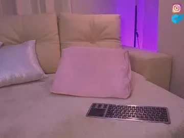 maquiii live act