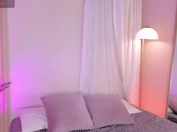 mara_brooks live stage
