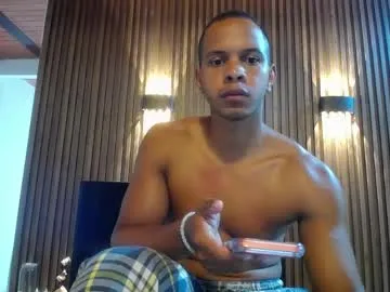 marco_striker live stage