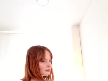 margo_calm live stage